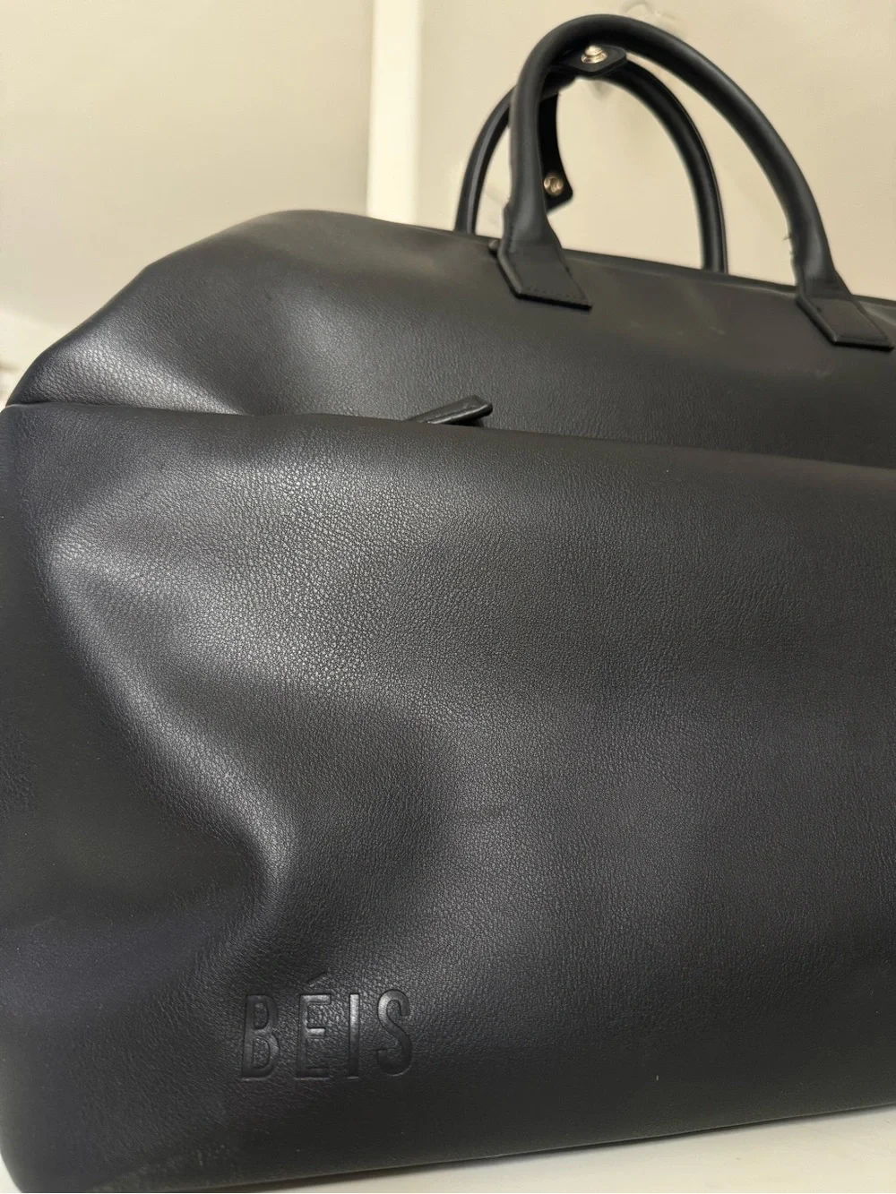 Black Men’s Weekender Travel Bag - Minimal Leather Carryall